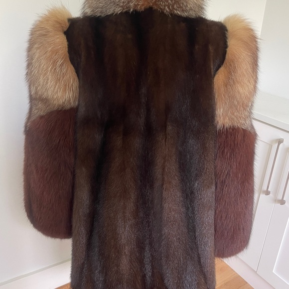 SOLD ;Thick Full Pelt mink and crystal fox fur coat Size L - Picture 5 of 11